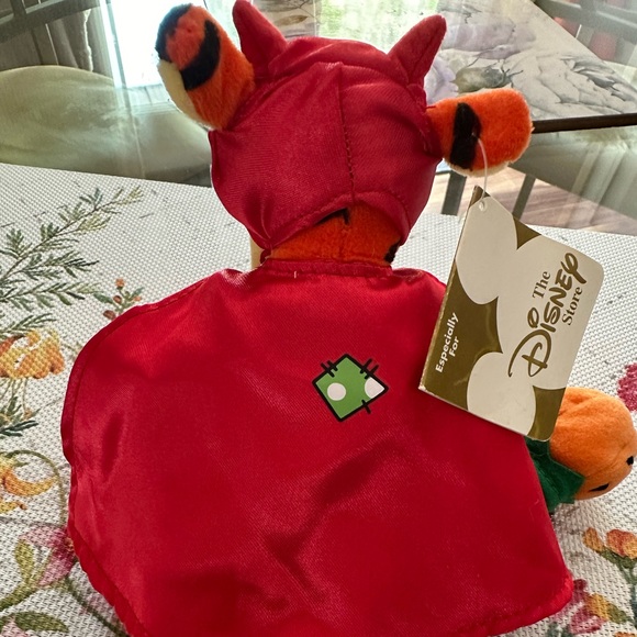 Disney Halloween Devil Tigger 9" Beanie New With Tag - Picture 2 of 6